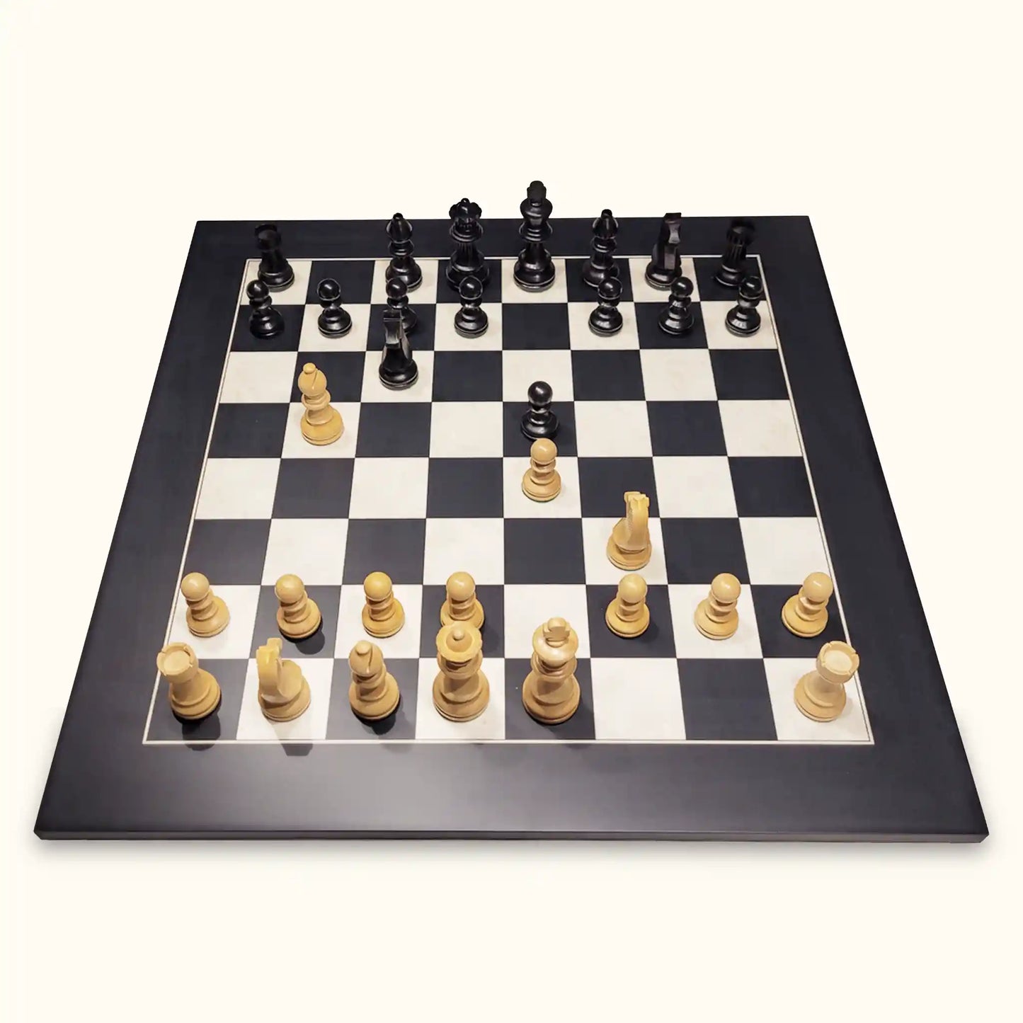 Chessboard black deluxe with chess pieces german knight top