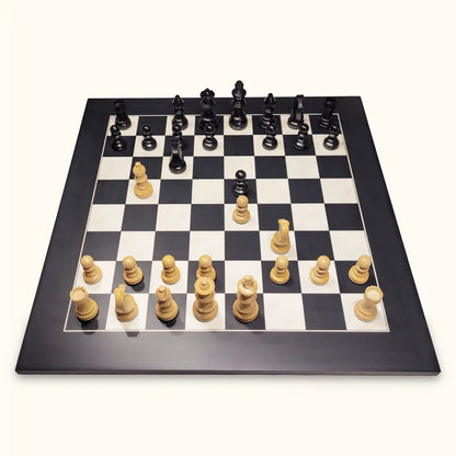 Chessboard black deluxe with chess pieces german knight top