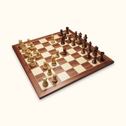 Chessboard mahogany standard with chess pieces german knight diagonal