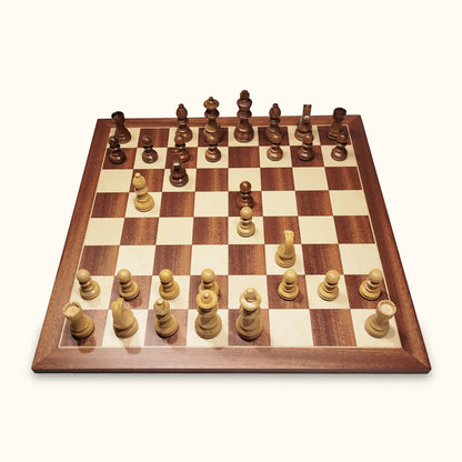 Chessboard mahogany standard with chess pieces german knight top