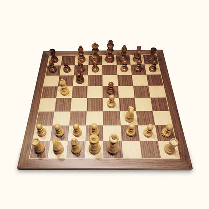 Chessboard walnut standard with chess pieces german knight top