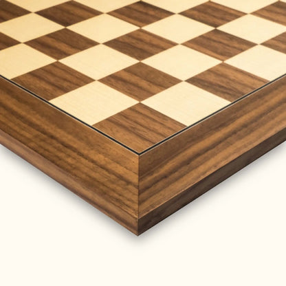 Chessboard walnut deluxe 55 mm close view